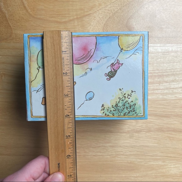 Linden Classic Pooh Disney Vintage Musical Jewelry Box - Picture 14 of 15